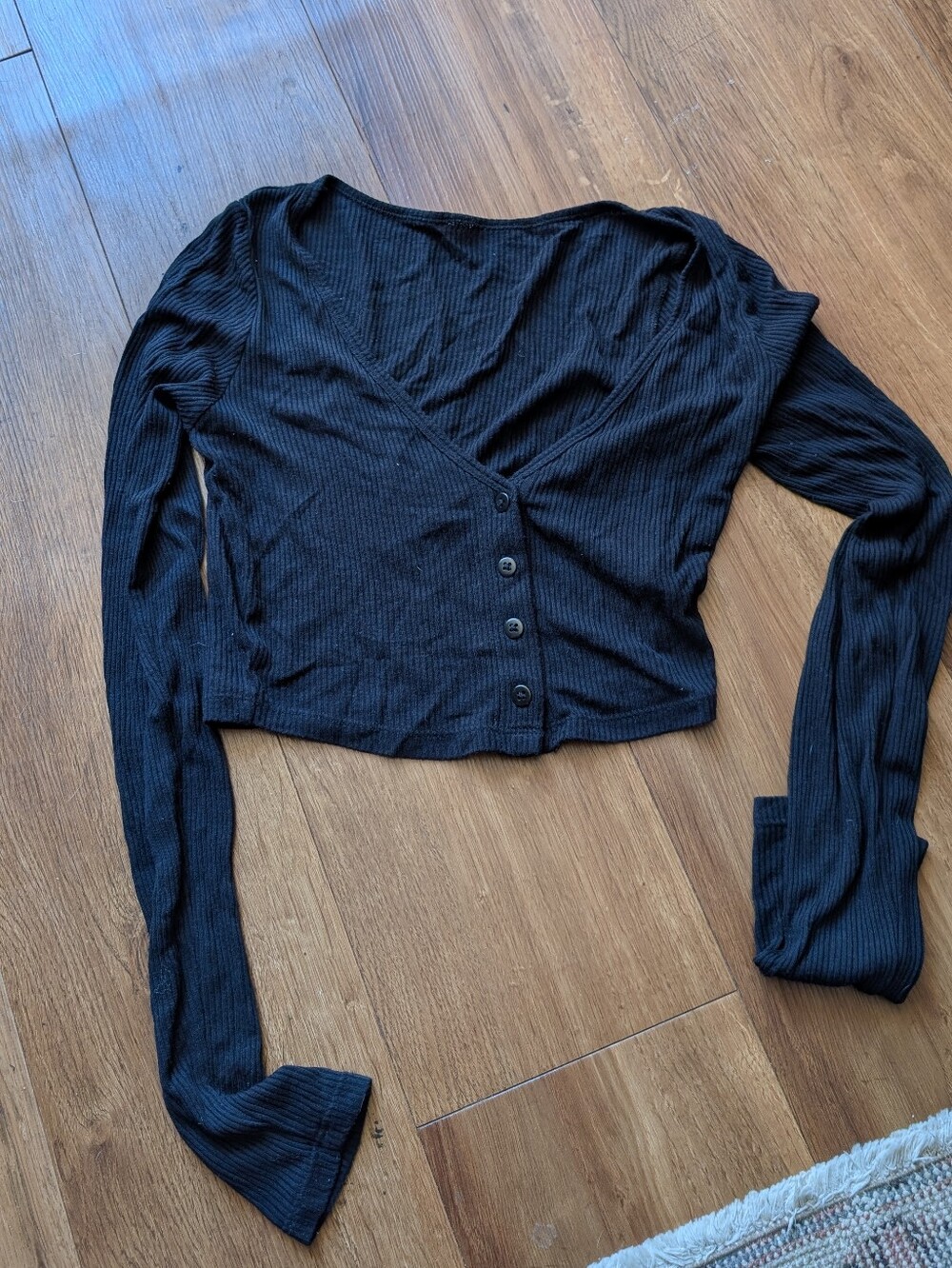 Alo Cropped whisper Cardigan